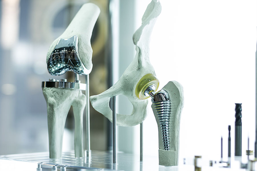 Medical Joint models on a table.
